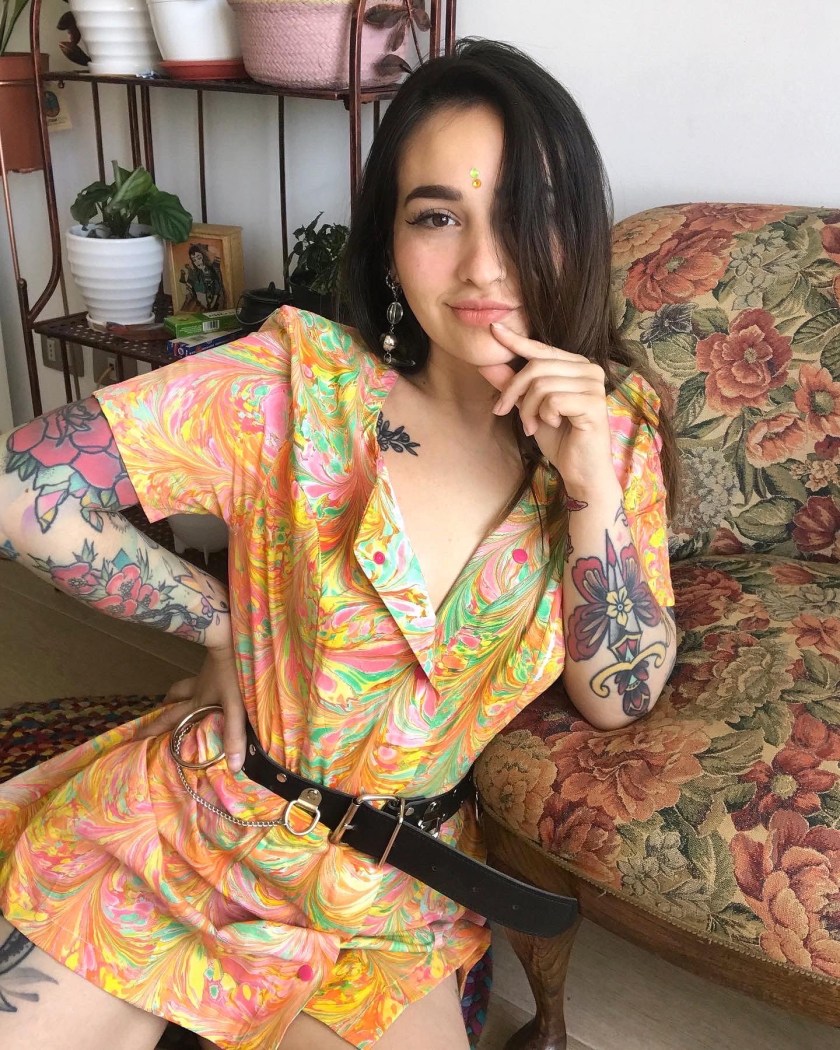 6461A667-DF20-460A-8E9A-00480B8F027C